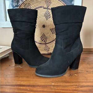 EUC mid-calf Style & Co slouch boot